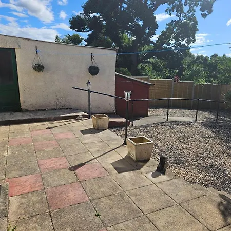 Σπίτι διακοπών 2-bed Sleeps 4 Parking *