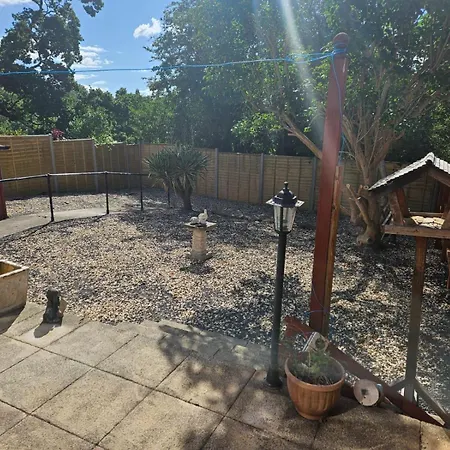 Hébergement de vacances 2-bed Sleeps 4 Parking *