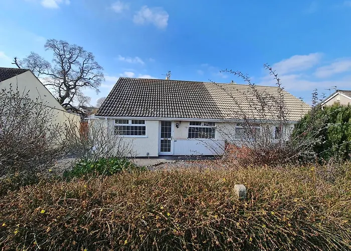 Dom wakacyjny 2-bed Sleeps 4 Parking *