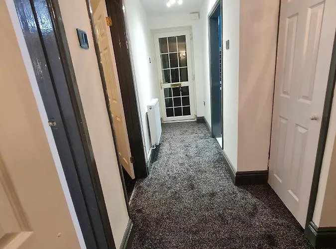 Dom wakacyjny 2-bed Sleeps 4 Parking *