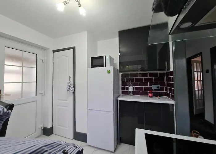 2-bed Sleeps 4 Parking Dom wakacyjny Bristol
